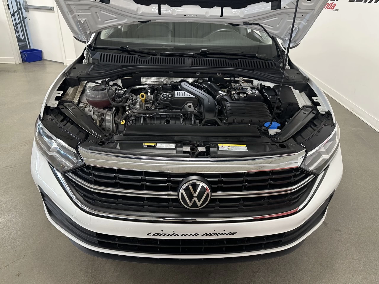 2024 Volkswagen Jetta Comfortline Main Image