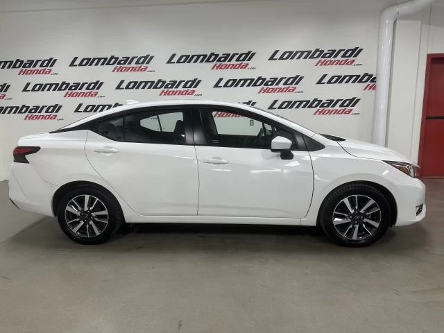 Nissan Versa SV 2023