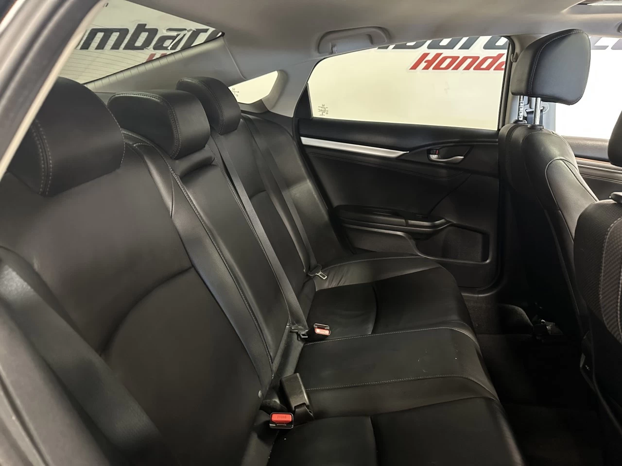 2020 Honda Civic
                                                    Touring Main Image