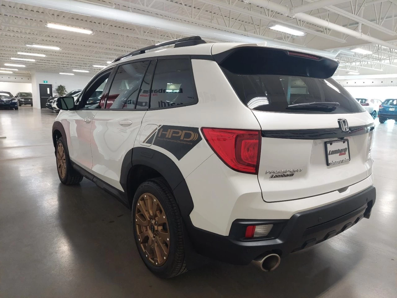 2022 Honda Passport
                                                    TOURING Main Image