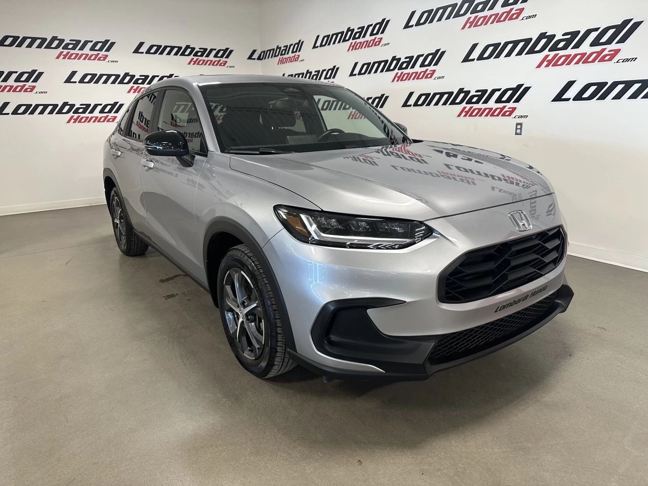 2023 Honda HR-V Sport https://www.lombardihonda.com/resize/b990ff35b810a3abc0cc817b2ca24889-1
