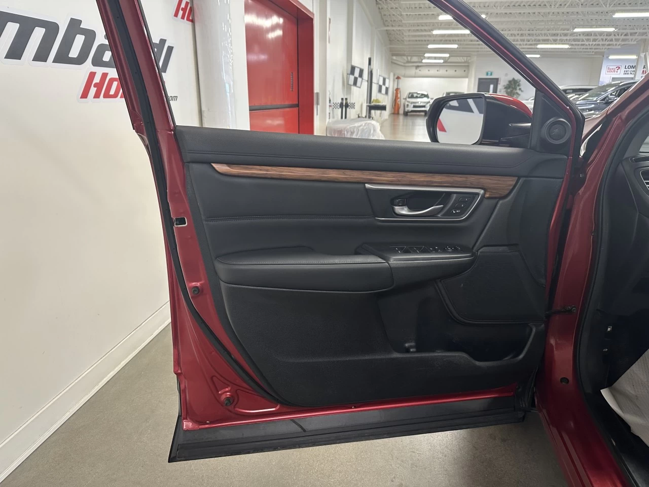 2021 Honda CR-V
                                                    EX-L Main Image