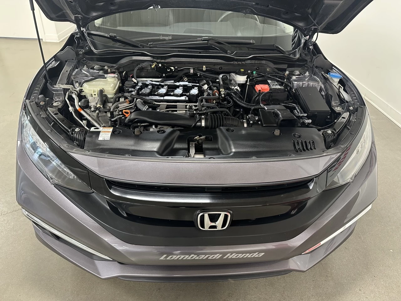 2020 Honda Civic Touring Main Image