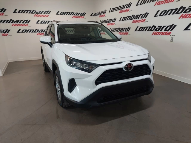 Toyota RAV4 LE 2021