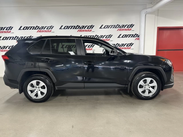 Toyota RAV4 LE 2024