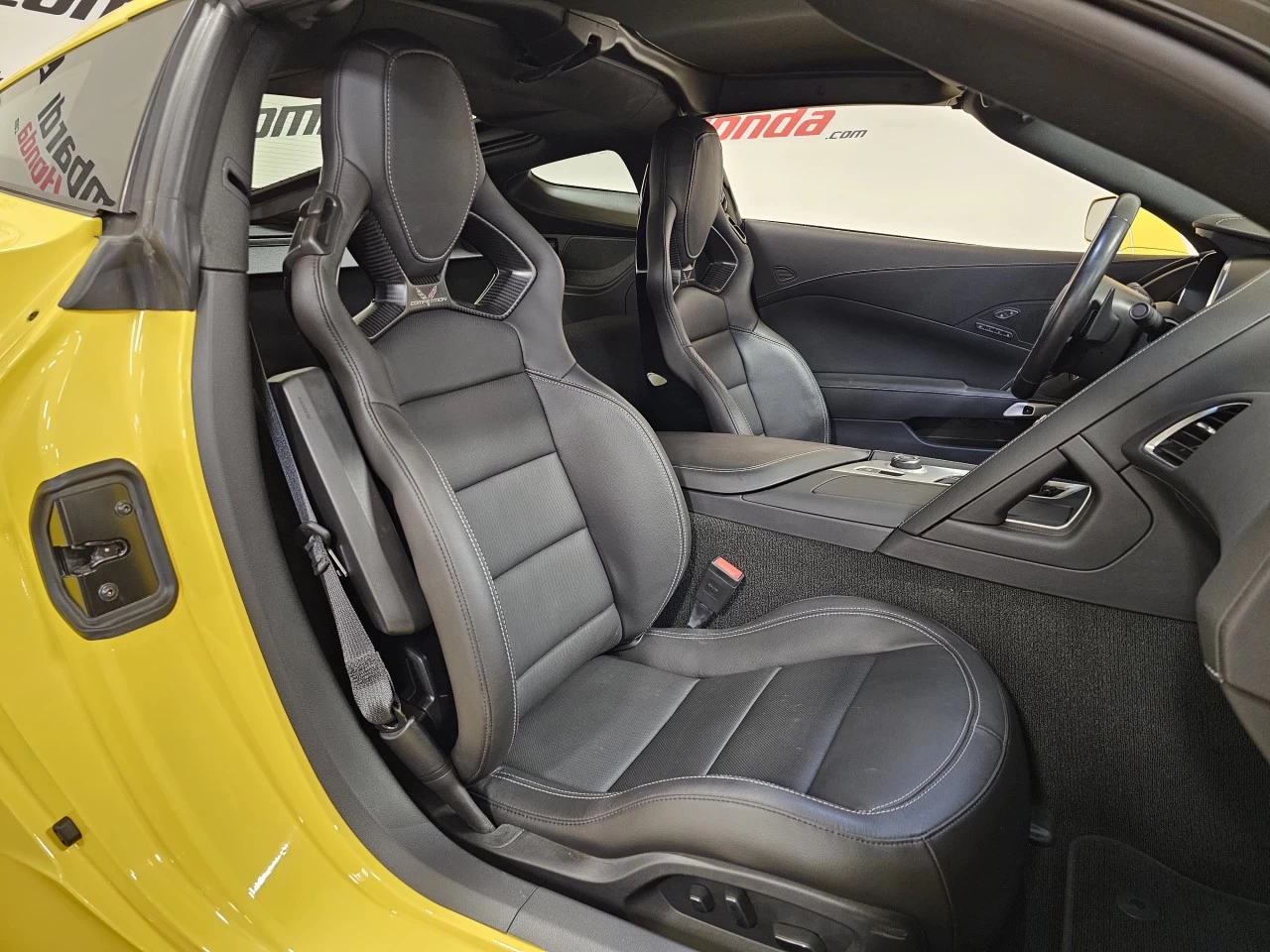 2018 Chevrolet Corvette Z51 2LT Main Image