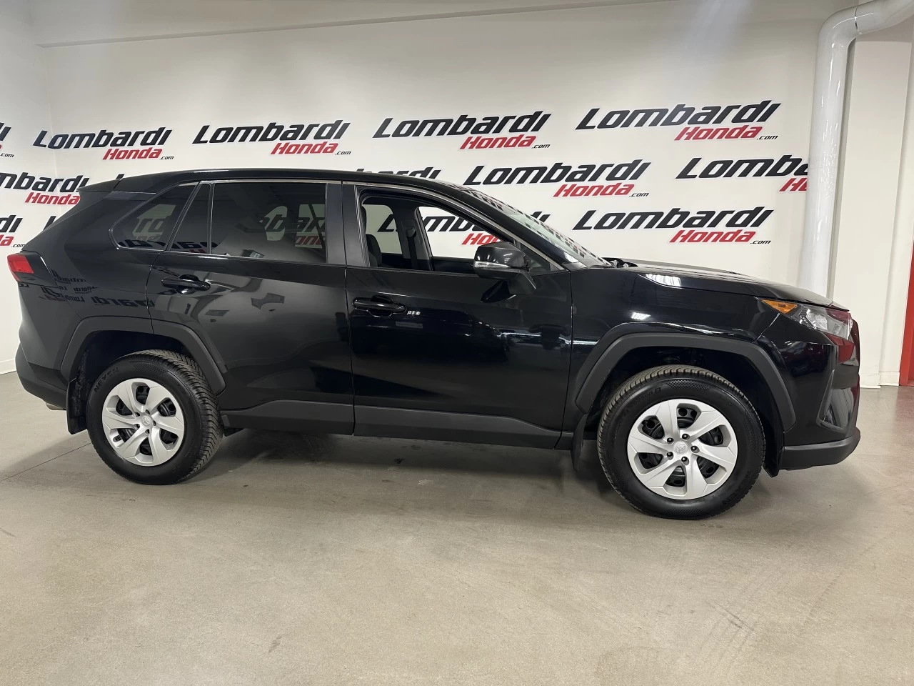 2024 Toyota RAV4 LE Main Image