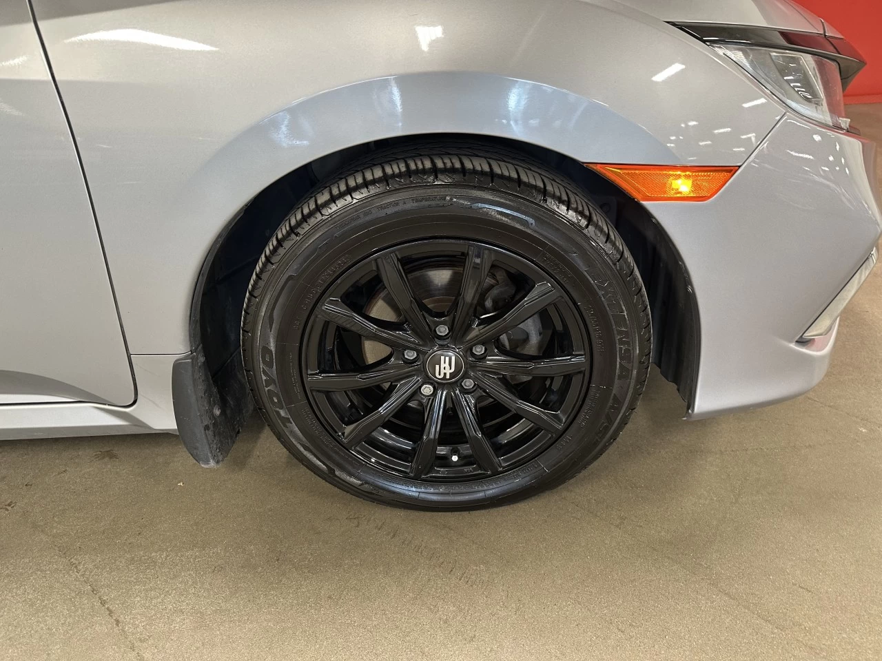 2021 Honda Civic LX Image principale