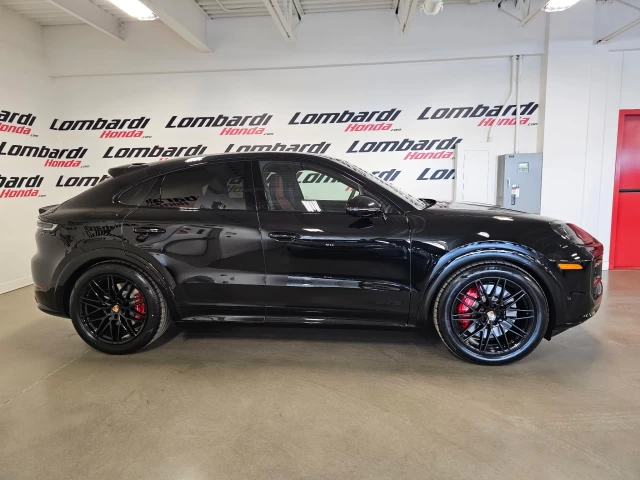 Porsche Cayenne GTS 2026