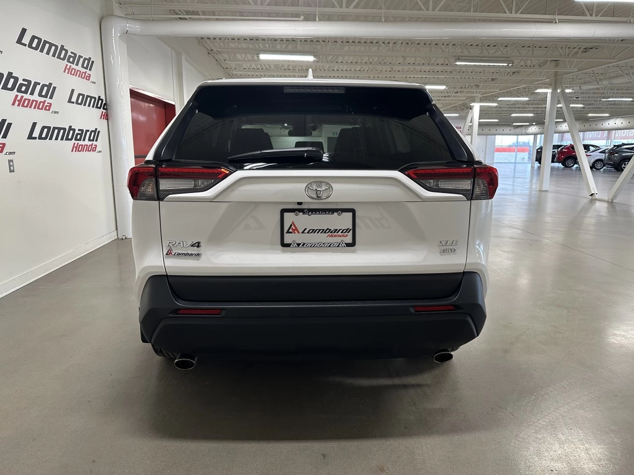 2022 Toyota RAV4
                                                    XLE Image principale