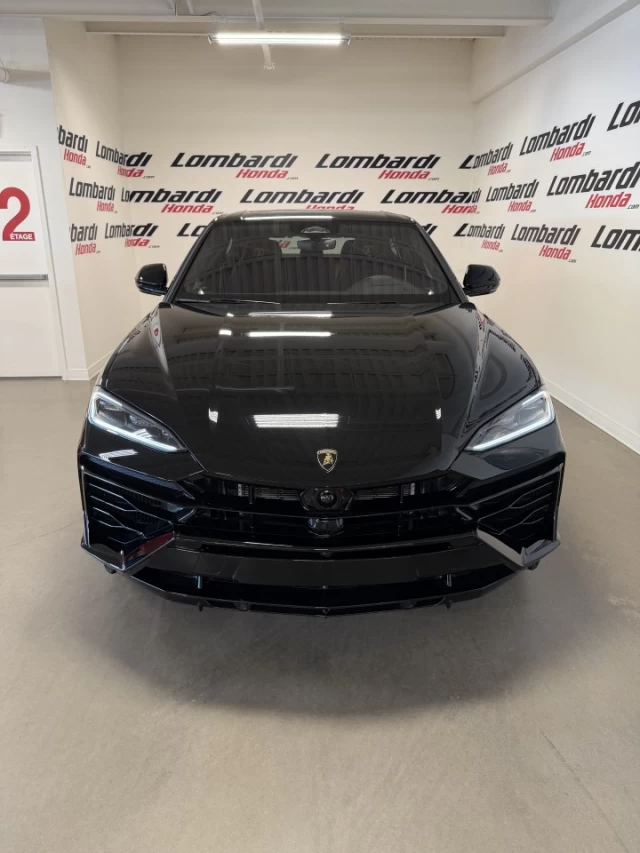 Lamborghini Urus SE 2026