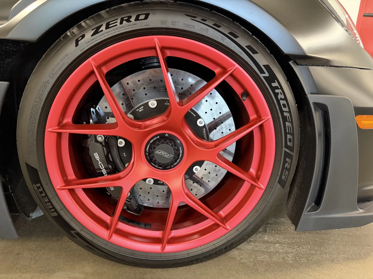 2024 Porsche 911 GT3 RS Main Image