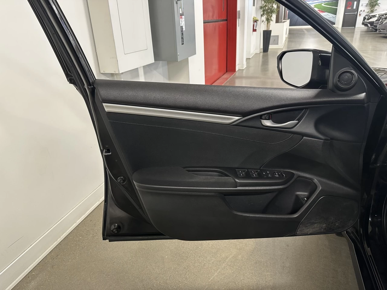 2021 Honda Civic EX Main Image