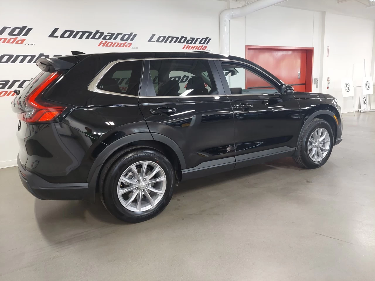 2023 Honda CR-V
                                                    EX-L Main Image