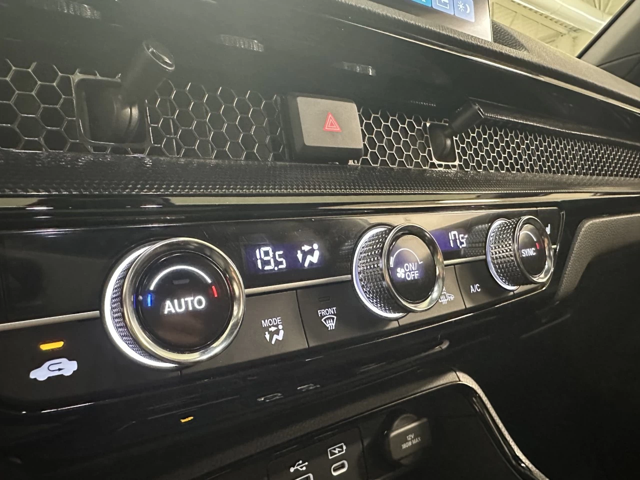 2023 Honda CR-V Touring Main Image