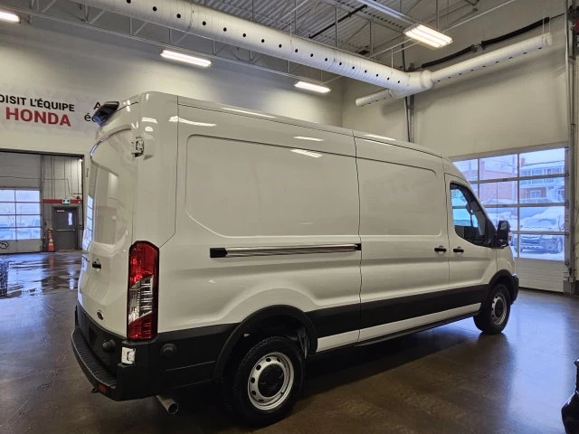 Ford Transit fourgon utilitaire T-250 Med Rf 9070 GVWR RWD 2023