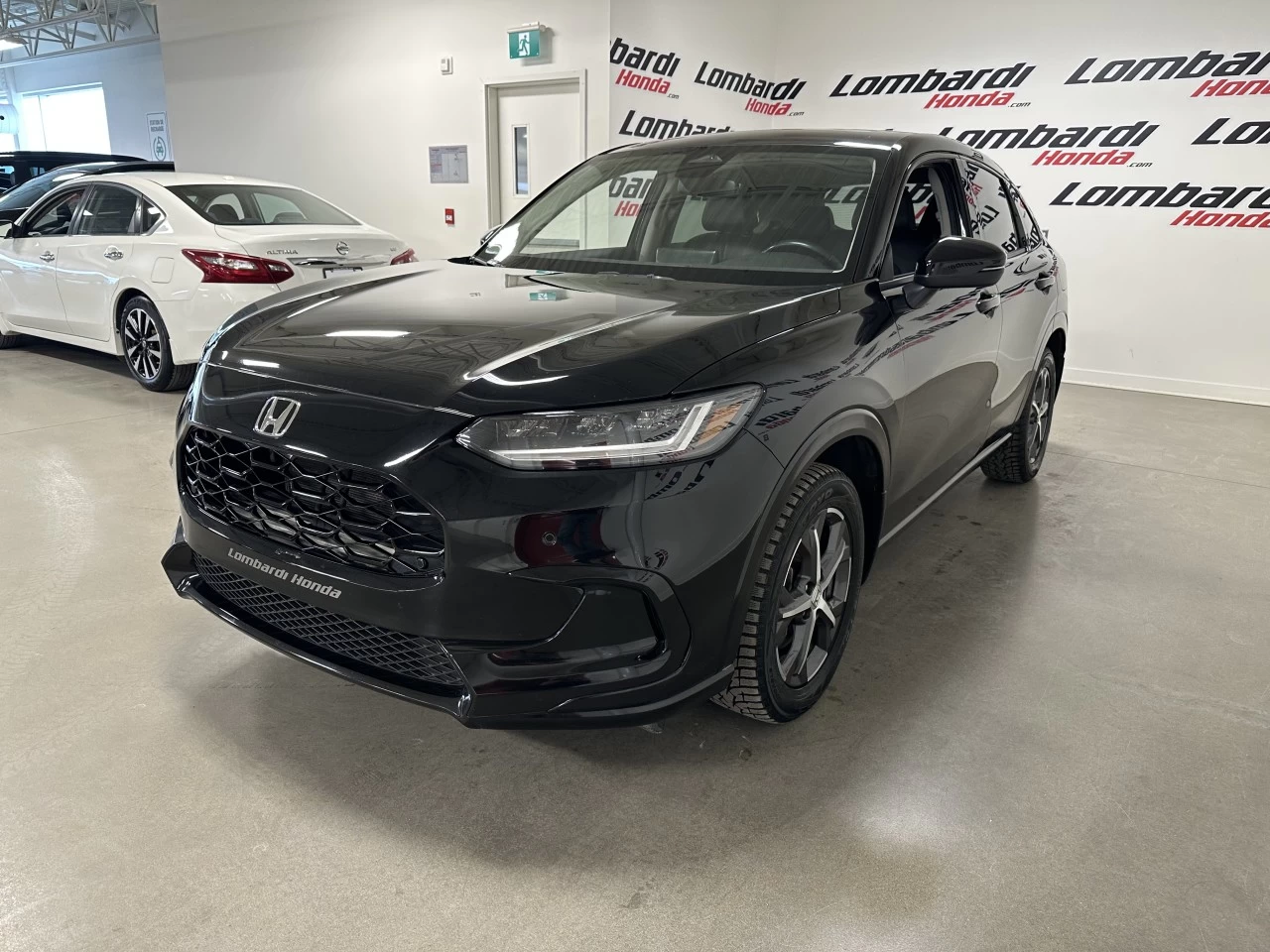 2023 Honda HR-V EX-L Navi Main Image