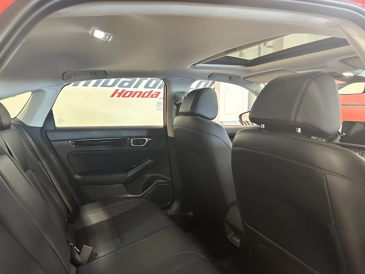 2023 Honda Civic
                                                    Touring Image principale