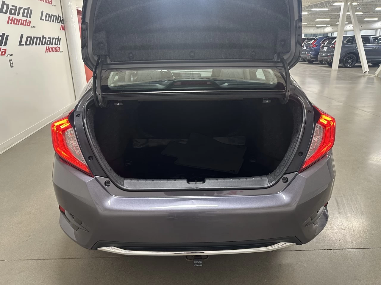 2019 Honda Civic LX Image principale