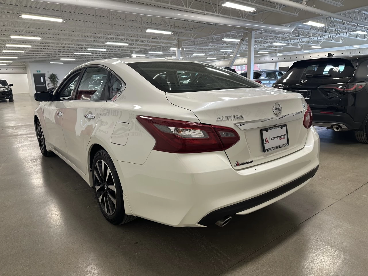 2018 Nissan Altima 2.5 Main Image
