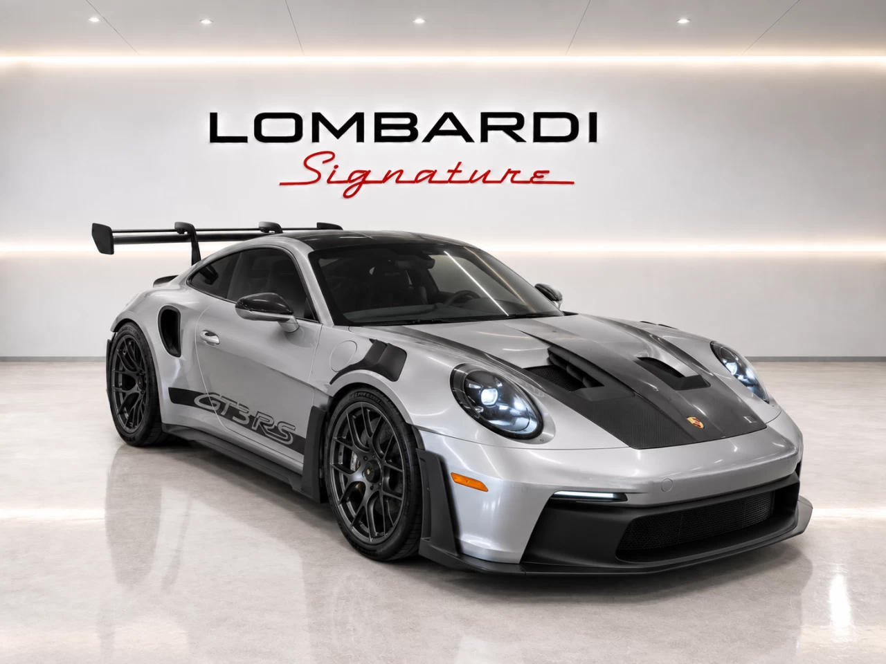 2025 Porsche 911 GT3 RS Main Image