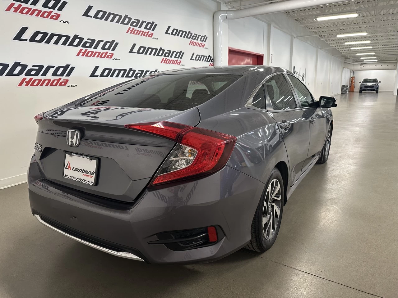 2020 Honda Civic
                                                    EX Image principale