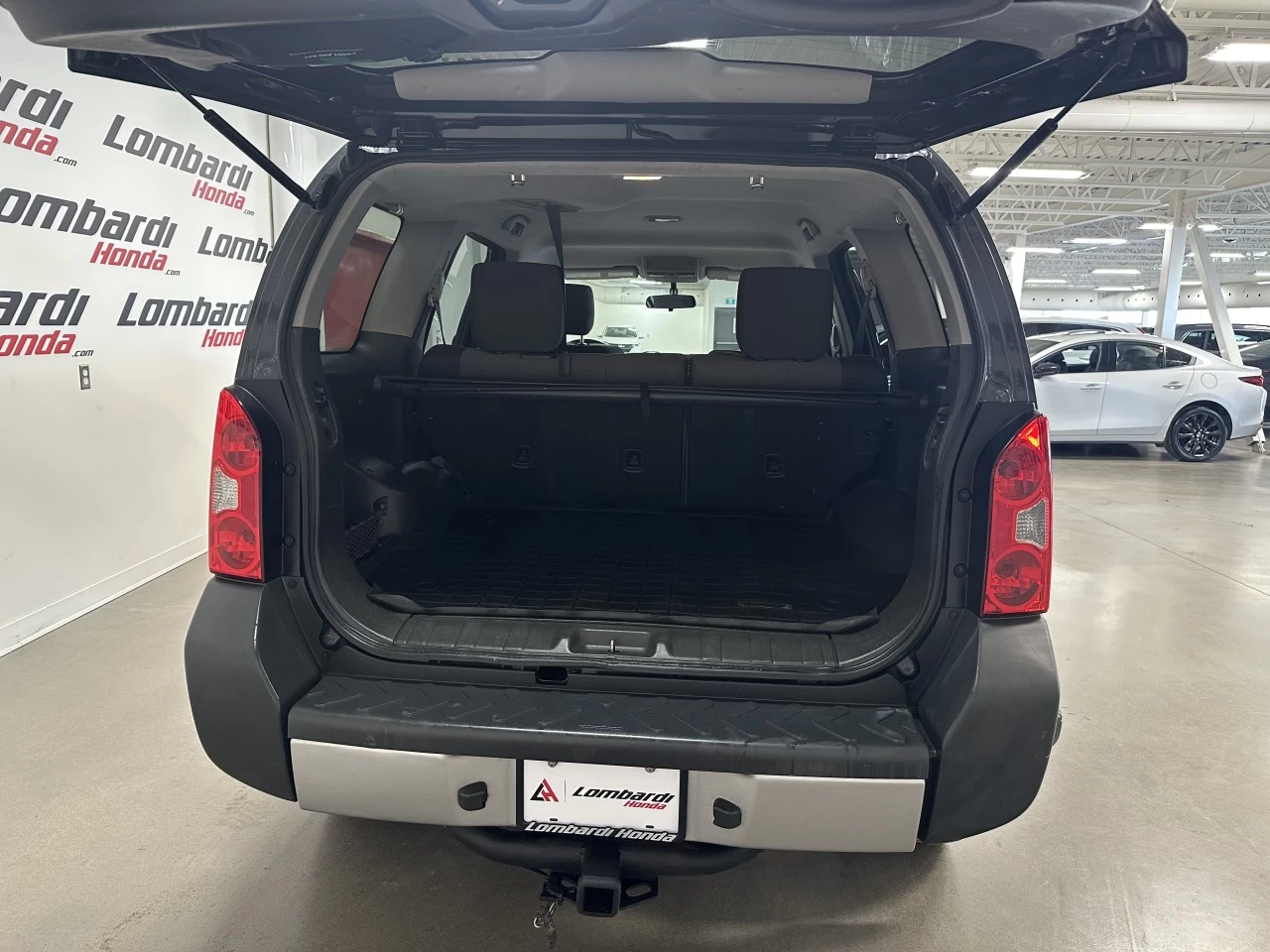 2014 Nissan Xterra PRO-4X/S Main Image