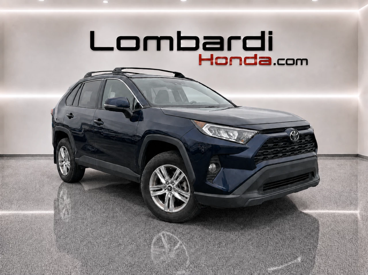 2021 Toyota RAV4 XLE Main Image