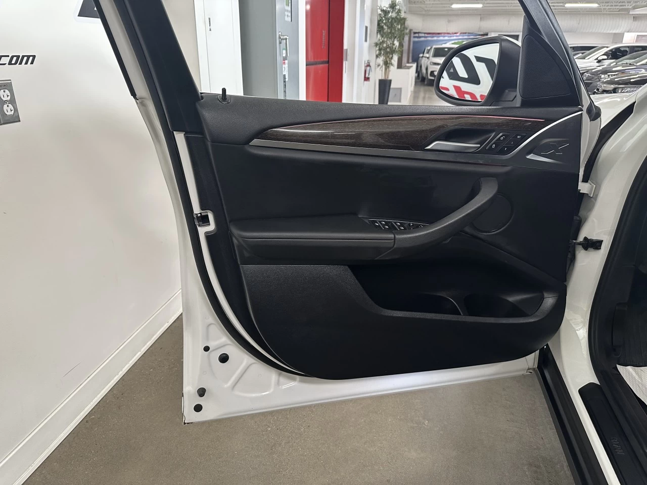 2022 BMW X3 xDrive30i Main Image