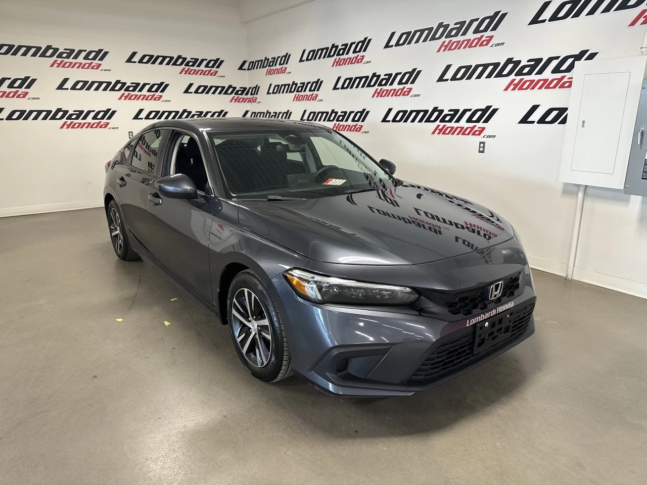 2022 Honda Civic Hayon
                                                    LX Main Image