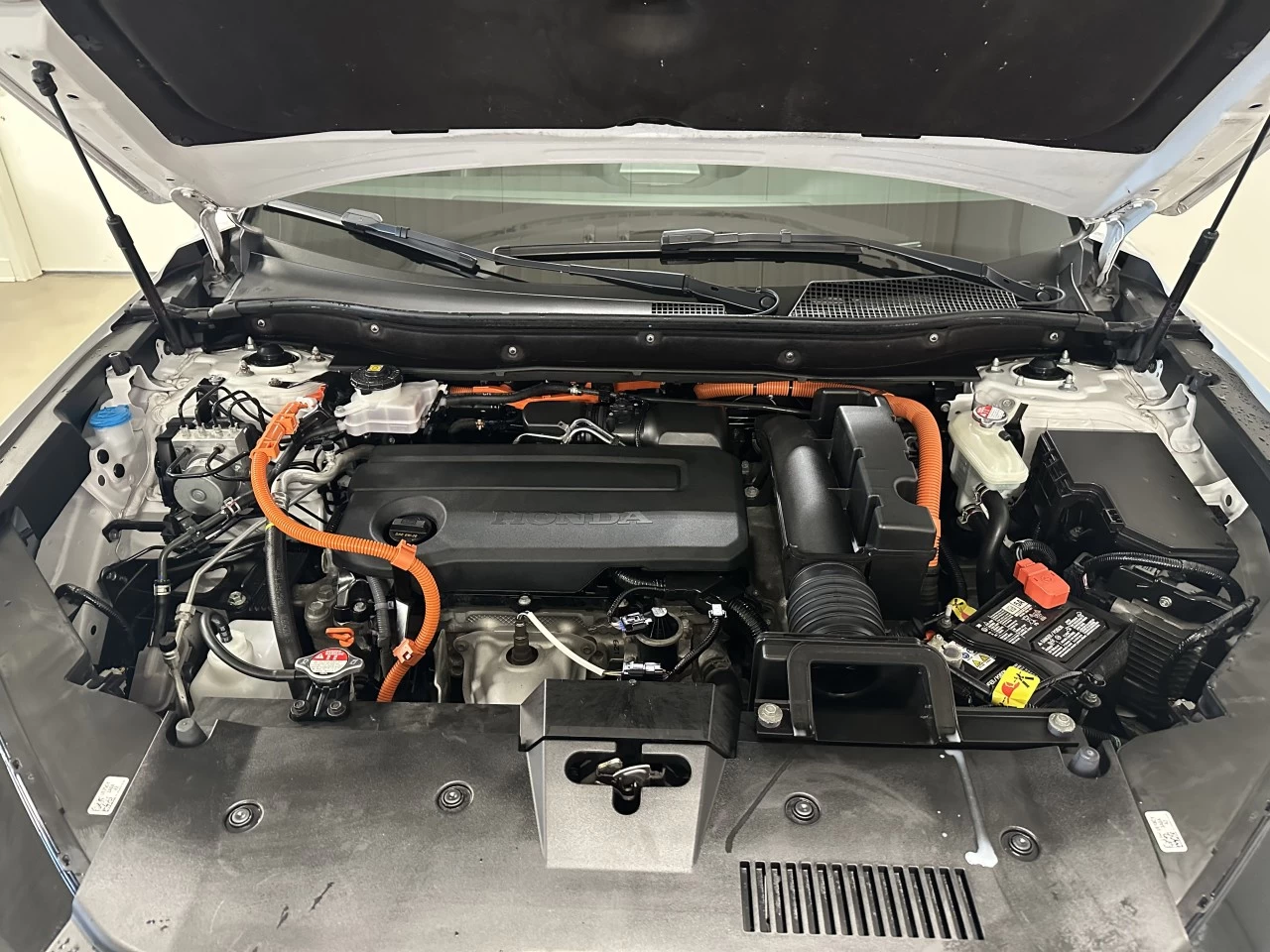 2023 Honda CR-V Touring https://www.lombardihonda.com/resize/b990ff35b810a3abc0cc817b2ca24889-1