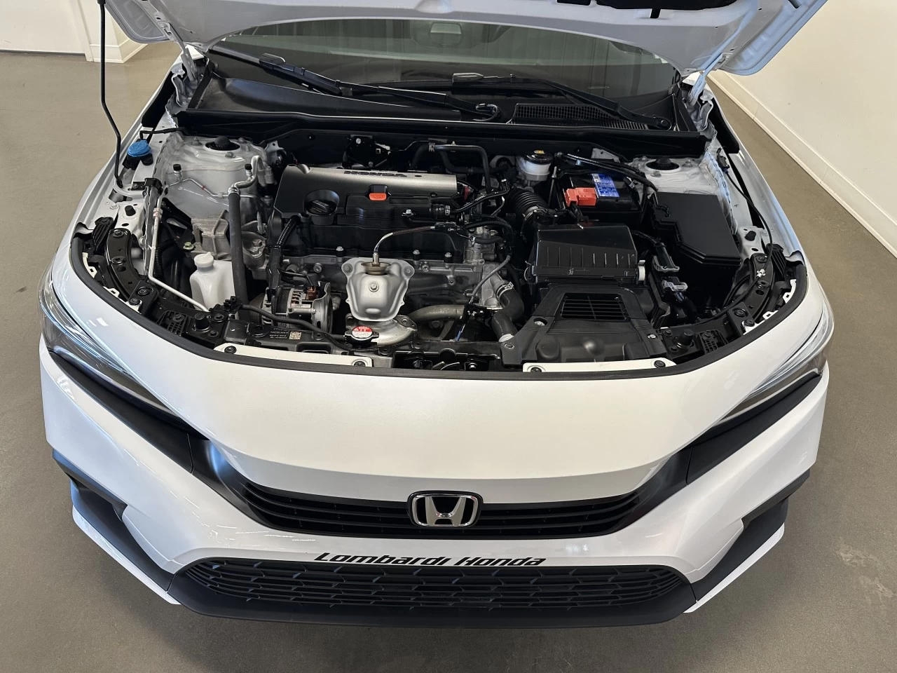 2024 Honda Civic EX https://www.lombardihonda.com/resize/b990ff35b810a3abc0cc817b2ca24889-1