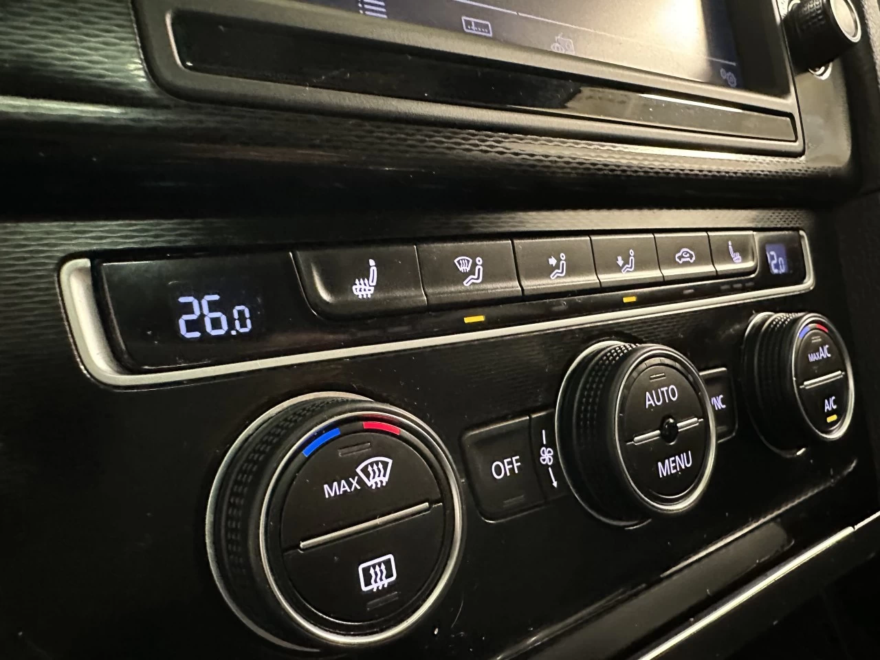 2016 Volkswagen Golf Autobahn Main Image