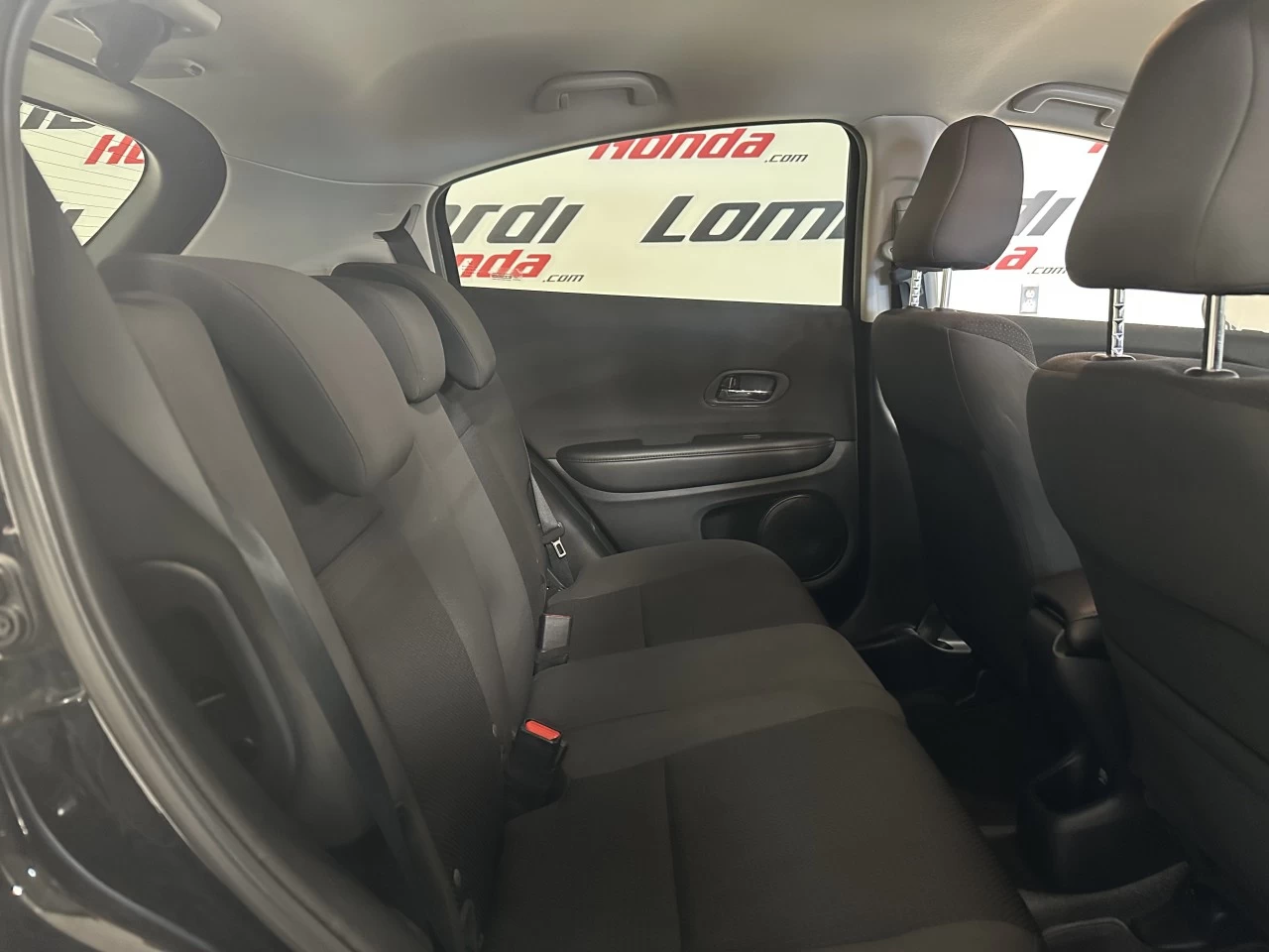 2022 Honda HR-V LX Main Image