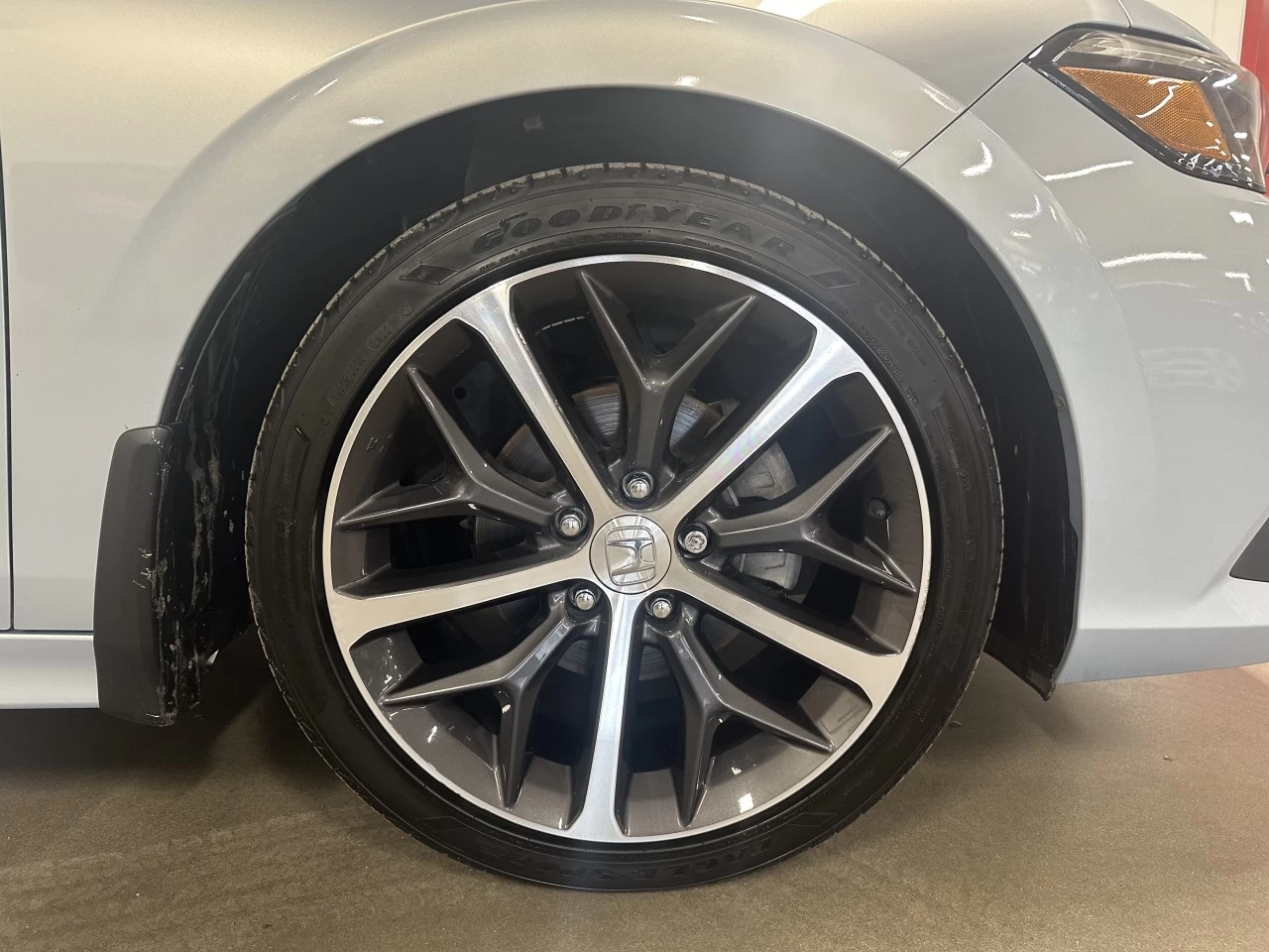 2022 Honda Civic Touring https://www.lombardihonda.com/resize/b990ff35b810a3abc0cc817b2ca24889-1