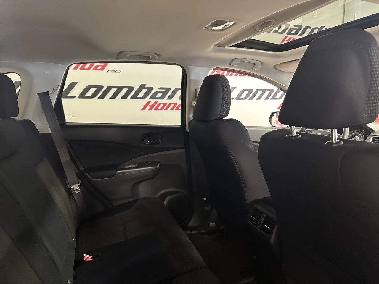 2016 Honda CR-V
                                                    EX Main Image