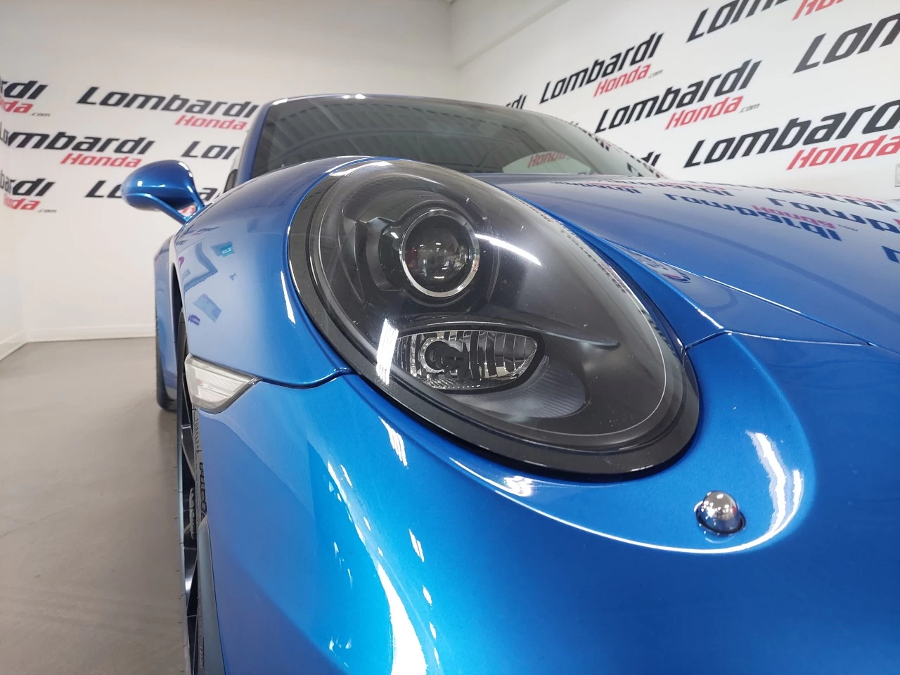 2015 Porsche 911
                                                    GT3 Image principale