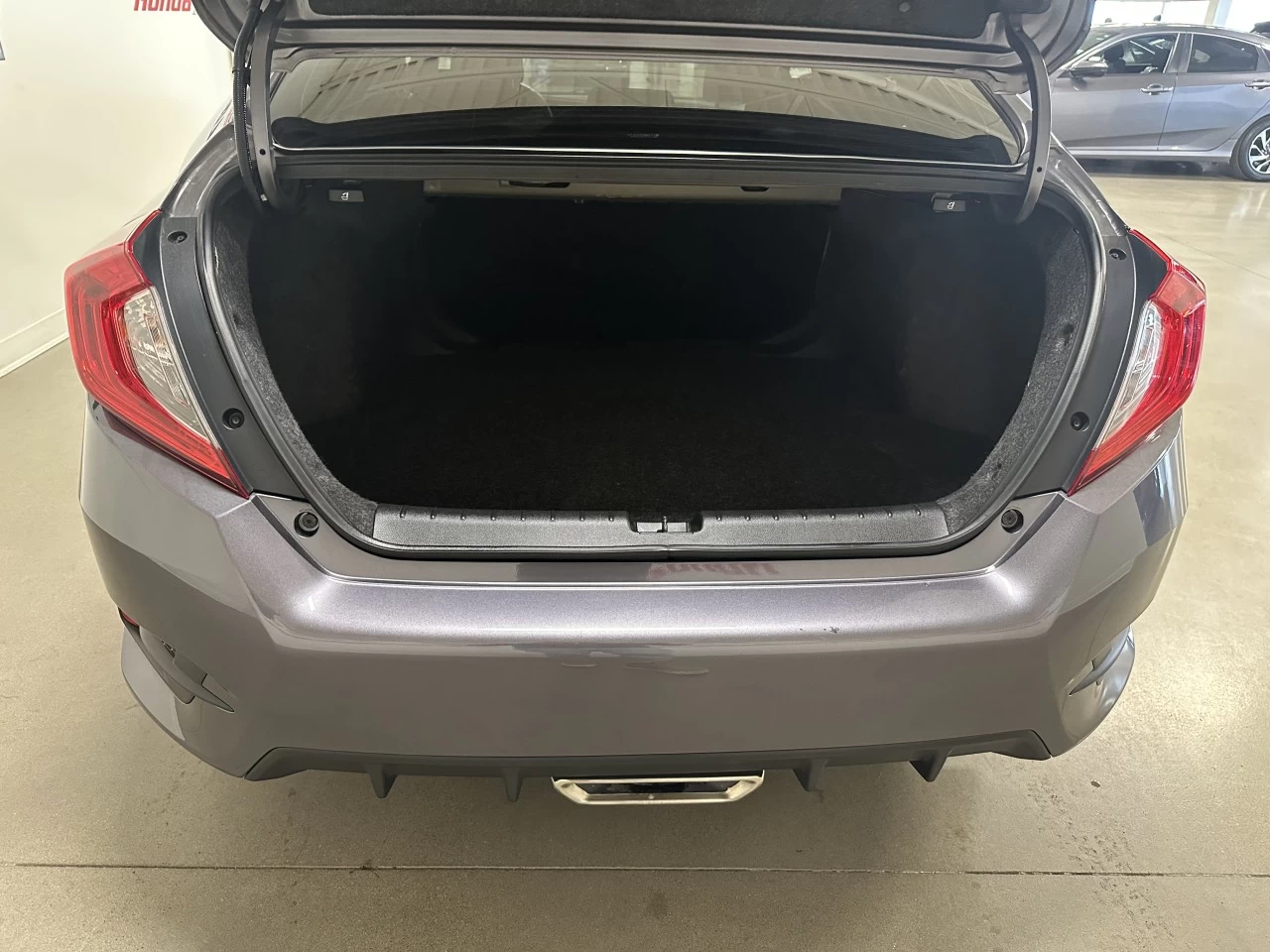 2021 Honda Civic
                                                    Sport Main Image