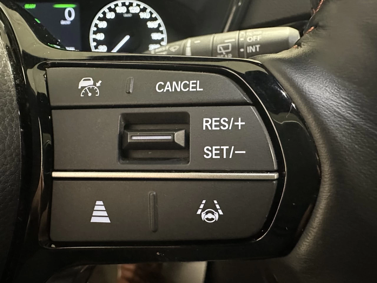 2023 Honda CR-V Touring Main Image