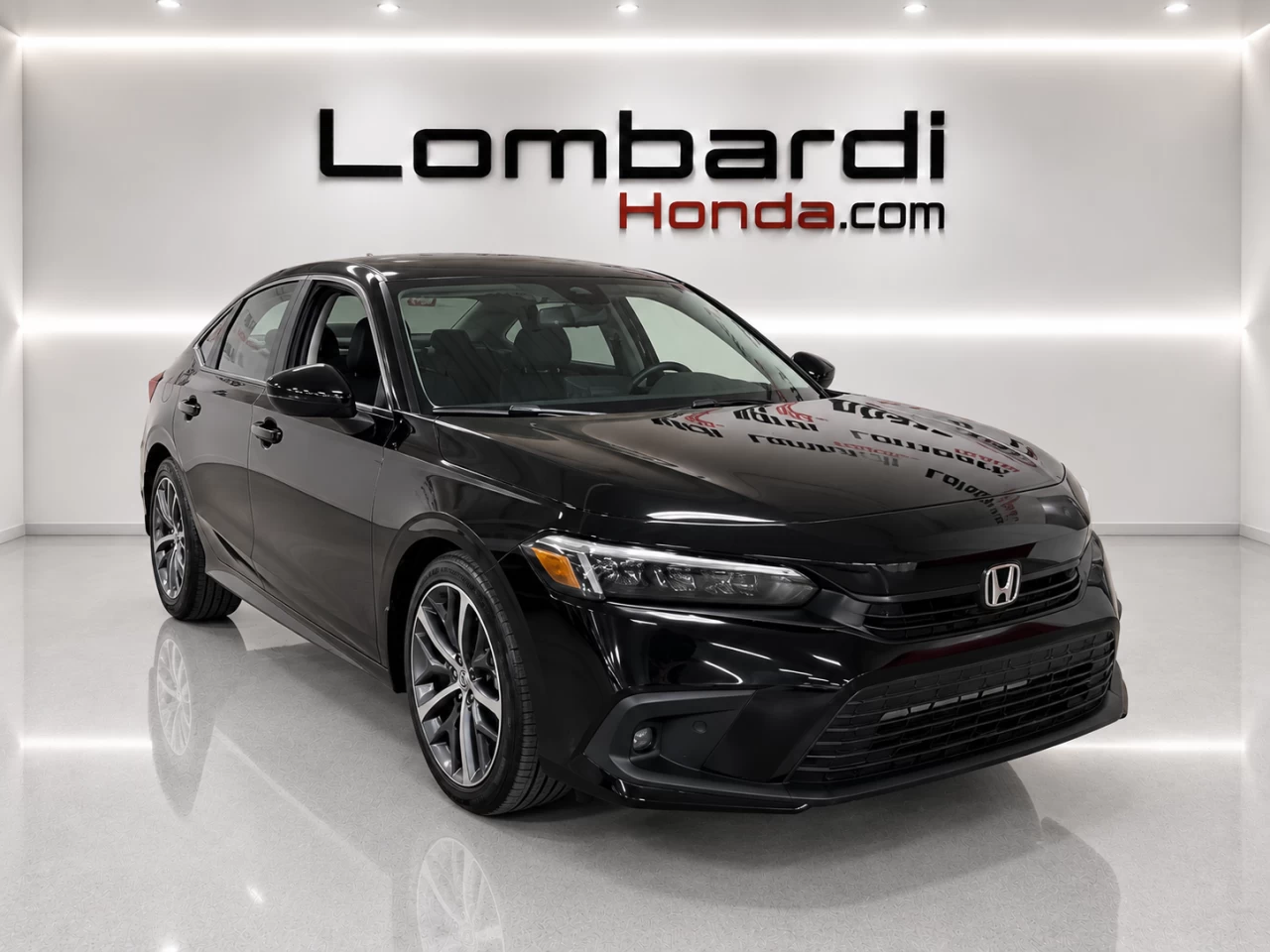 2022 Honda Civic Touring Main Image