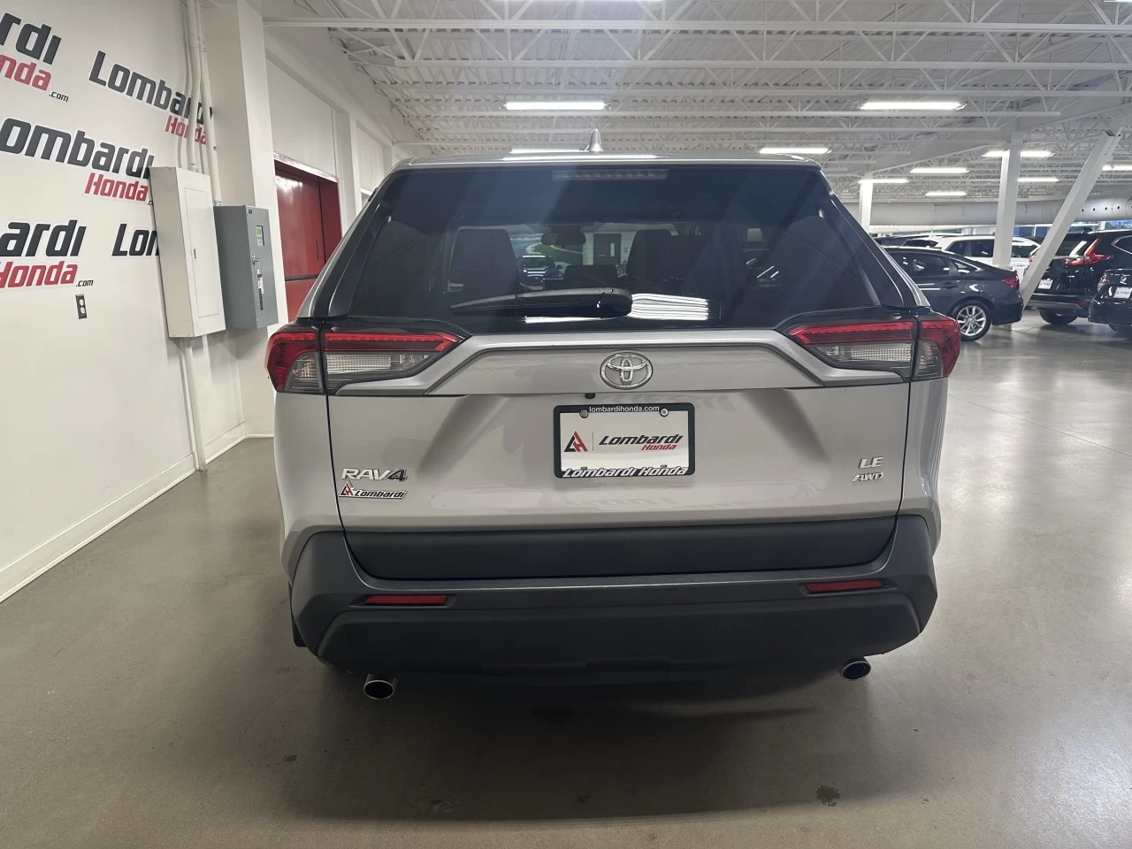 2024 Toyota RAV4 LE Image principale
