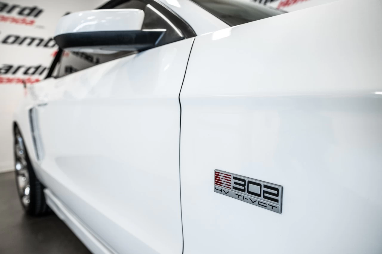 2011 Ford Mustang GT Image principale