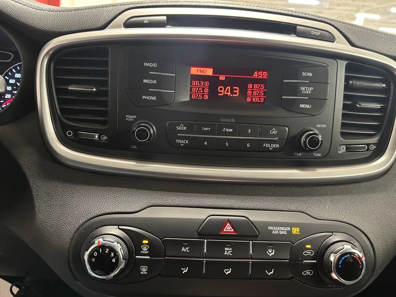 2017 Kia Sorento LX Main Image