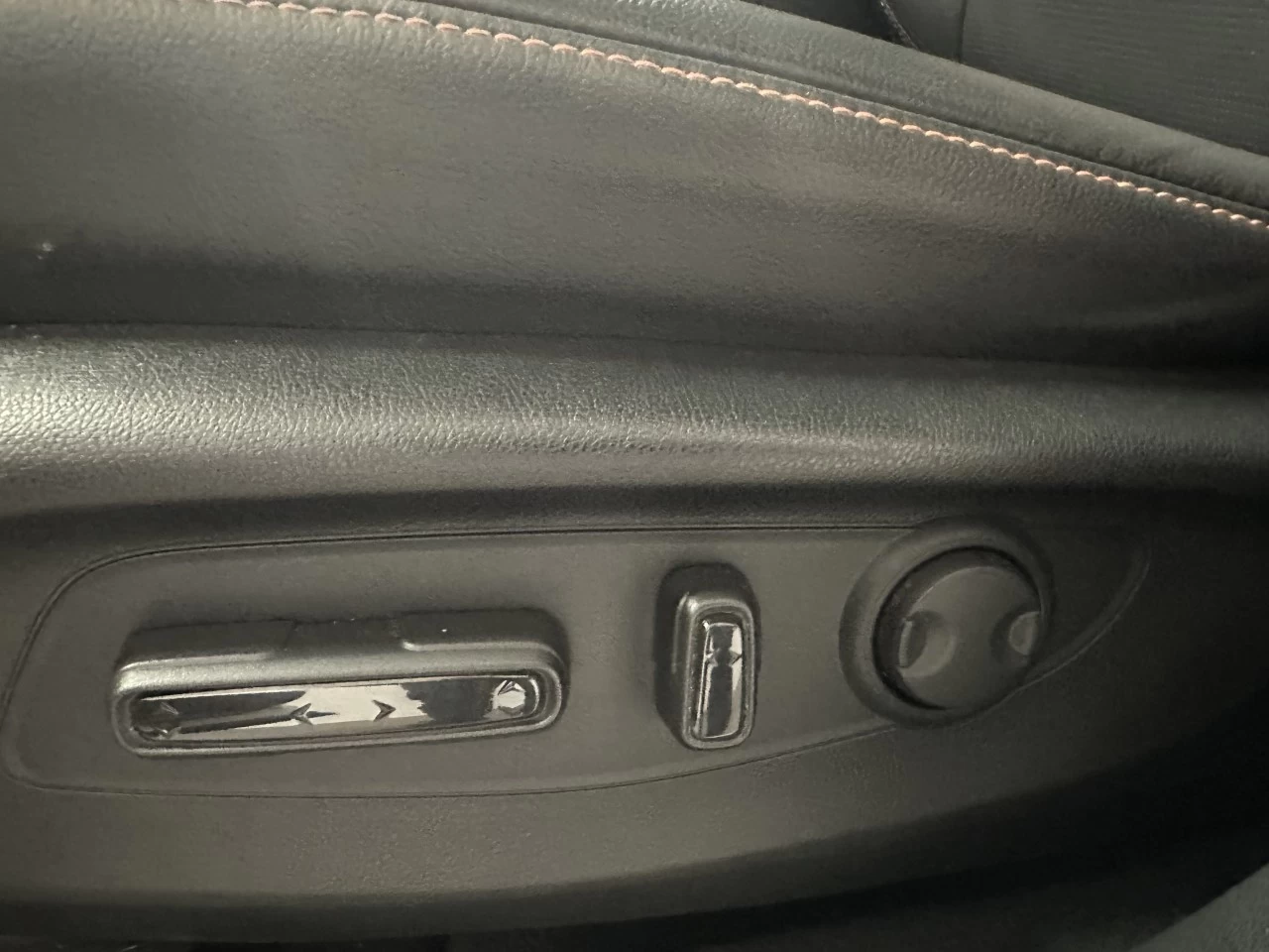 2024 Honda CR-V EX-L Main Image