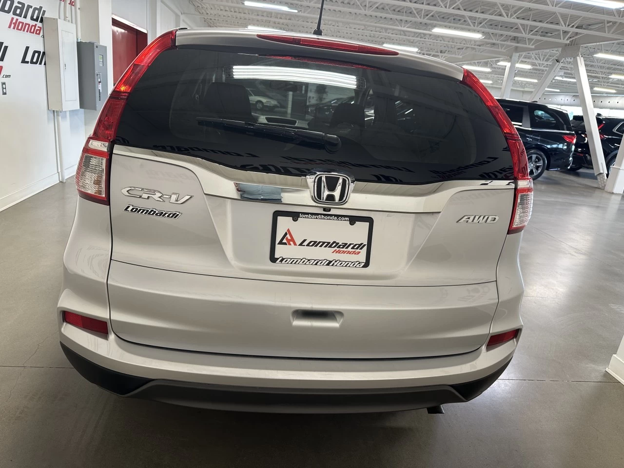2016 Honda CR-V LX https://www.lombardihonda.com/resize/b990ff35b810a3abc0cc817b2ca24889-1