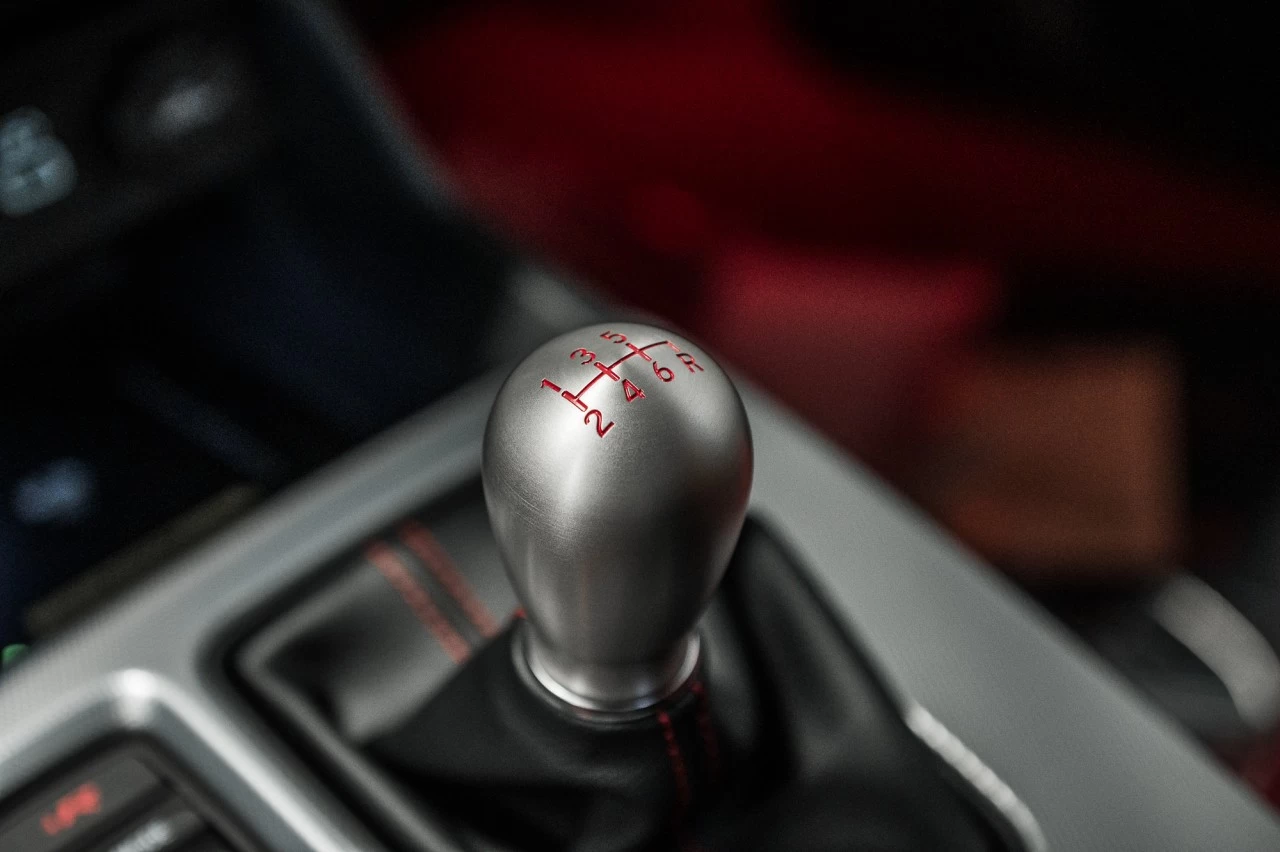 2025 Honda Civic Type R https://www.lombardihonda.com/resize/b990ff35b810a3abc0cc817b2ca24889-1
