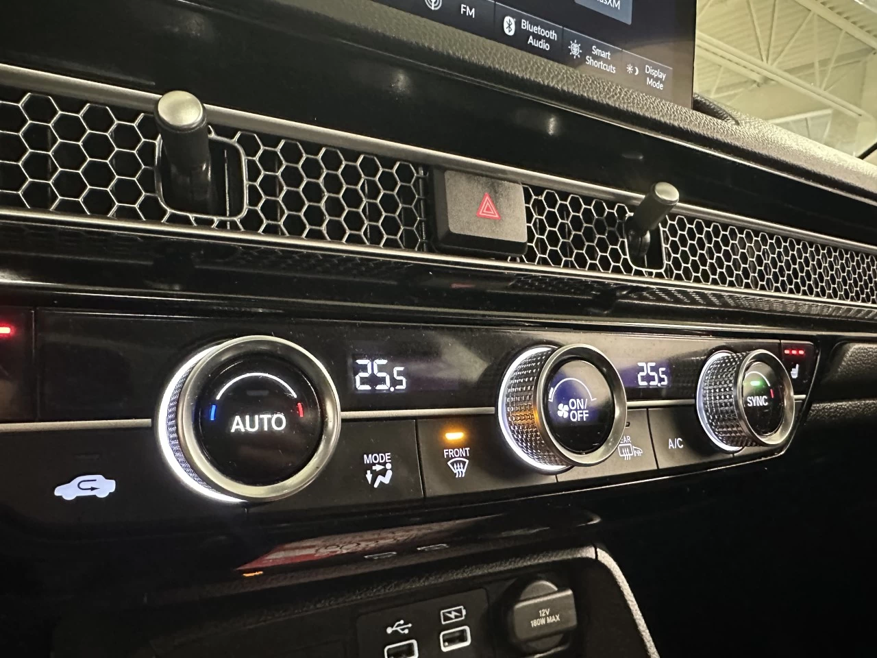 2023 Honda Civic Touring Image principale