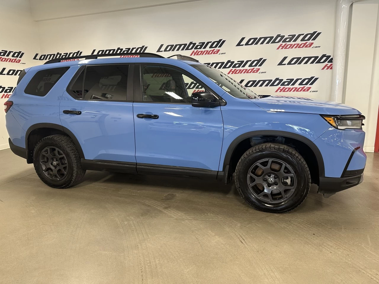 2023 Honda Pilot TrailSport Main Image