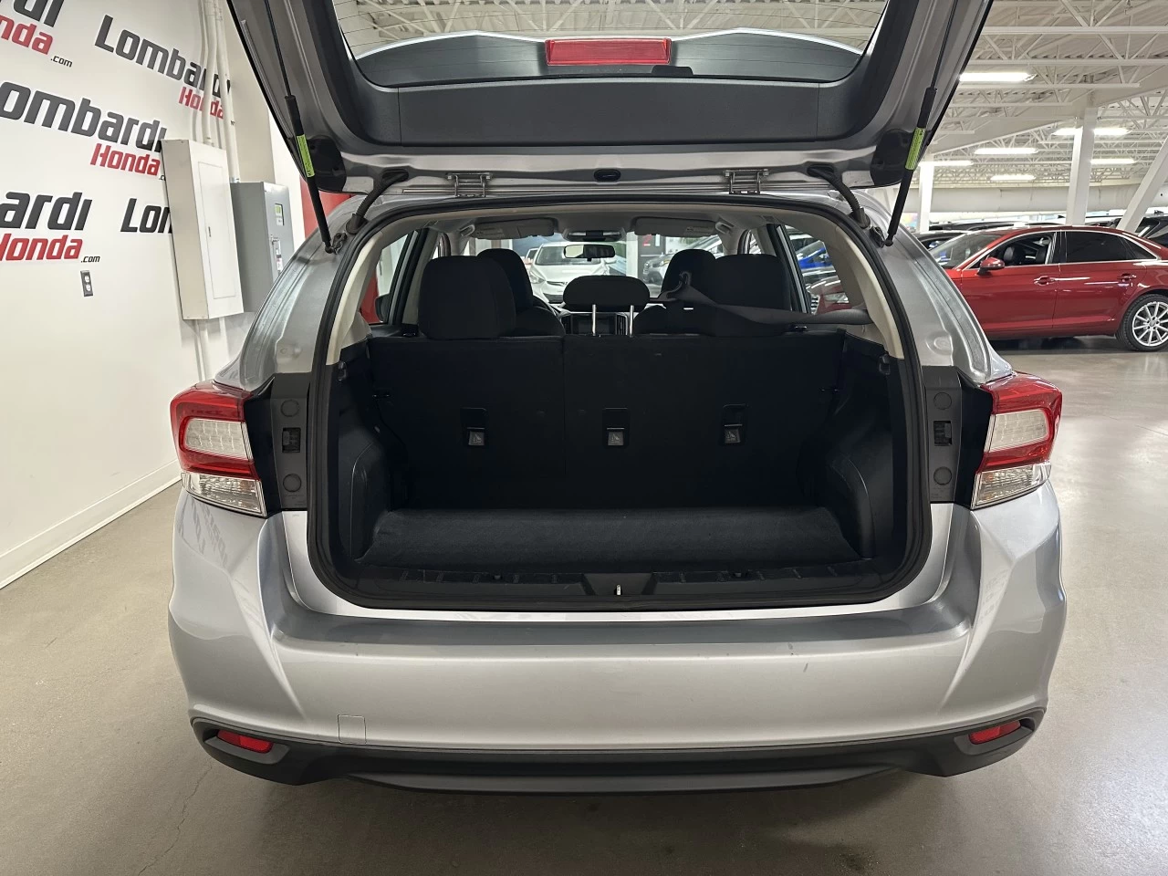 2018 Subaru Impreza Convenience Main Image