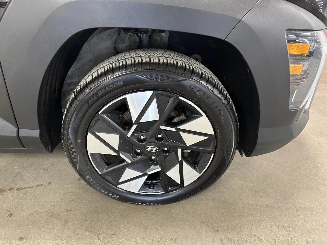 2024 Hyundai Kona Preferred Main Image